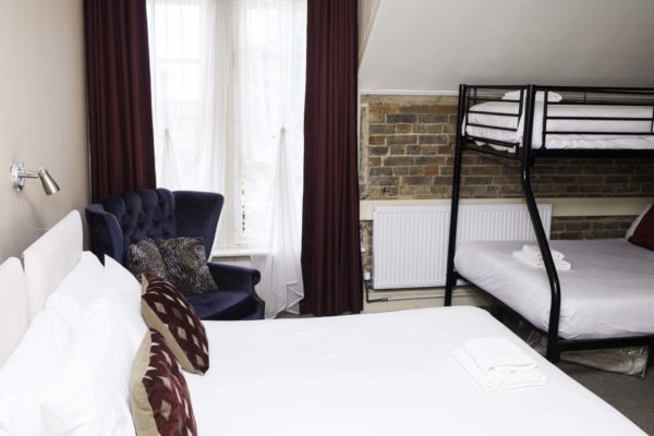 Room 4 The Castle Inn Hotel, Bamber, Sussex